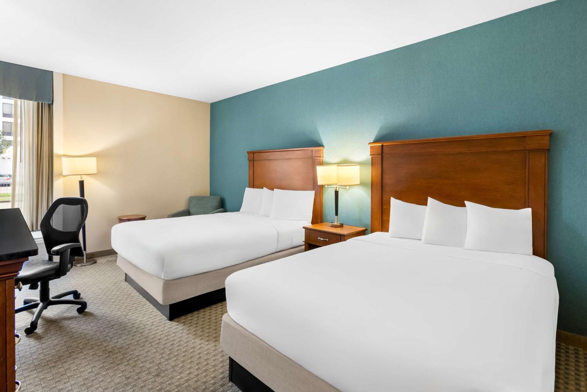 Hotel Sonesta Essential Houston Hobby Airport Exterior foto