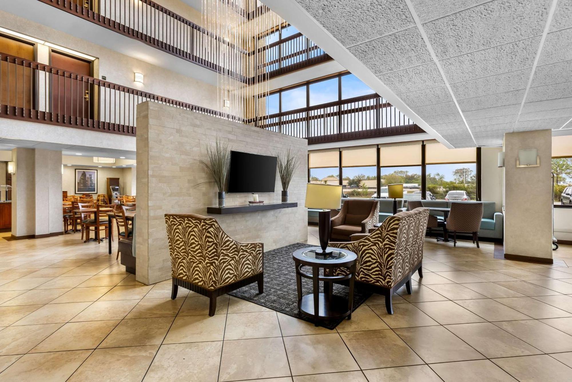 Hotel Sonesta Essential Houston Hobby Airport Exterior foto